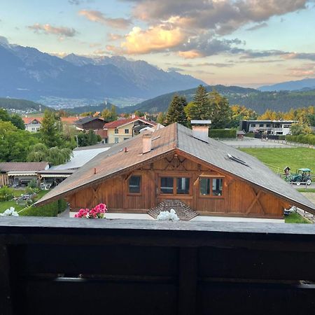 Suite Mutters Innsbruck Esterno foto