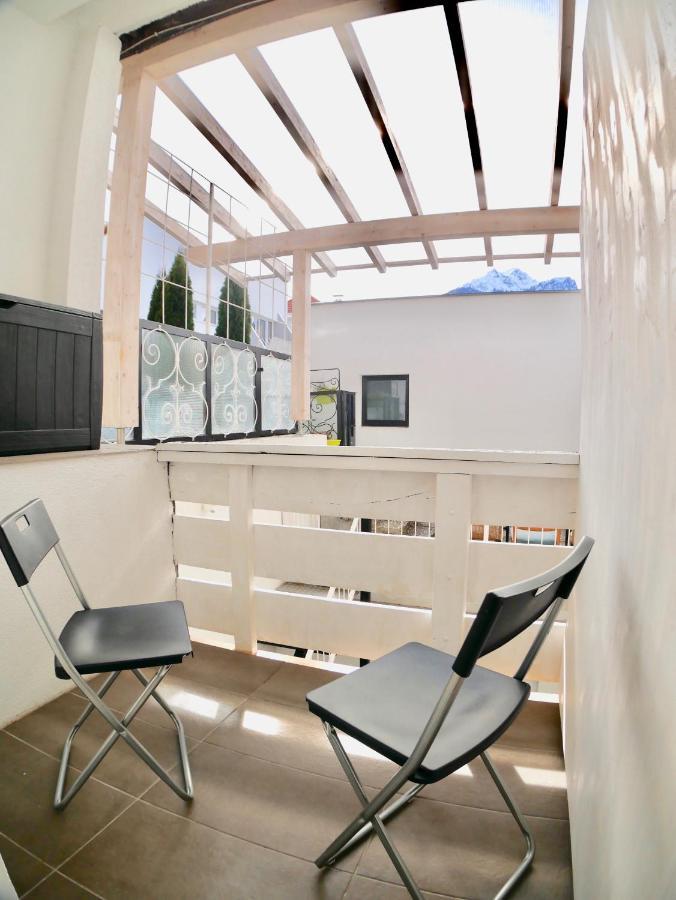 Suite Mutters Innsbruck Esterno foto