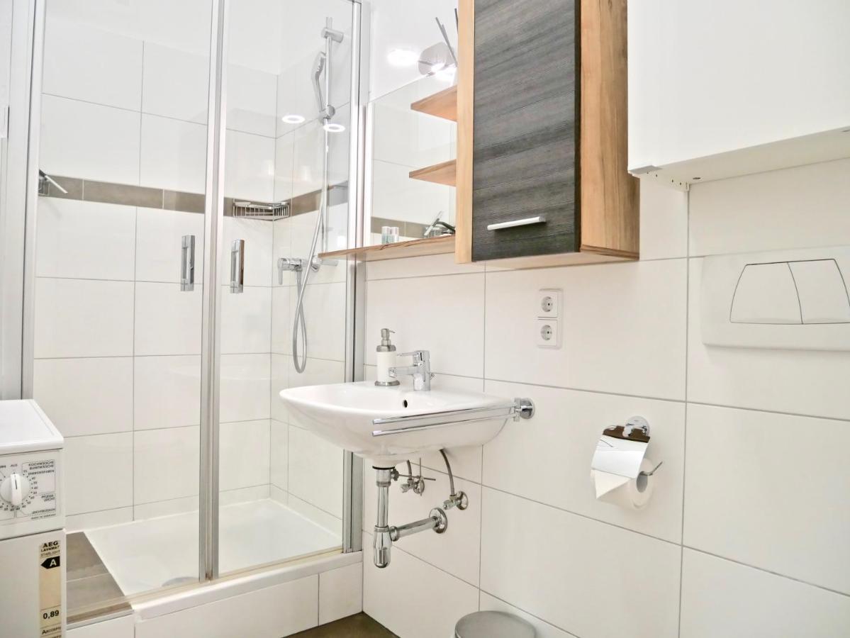 Suite Mutters Innsbruck Esterno foto