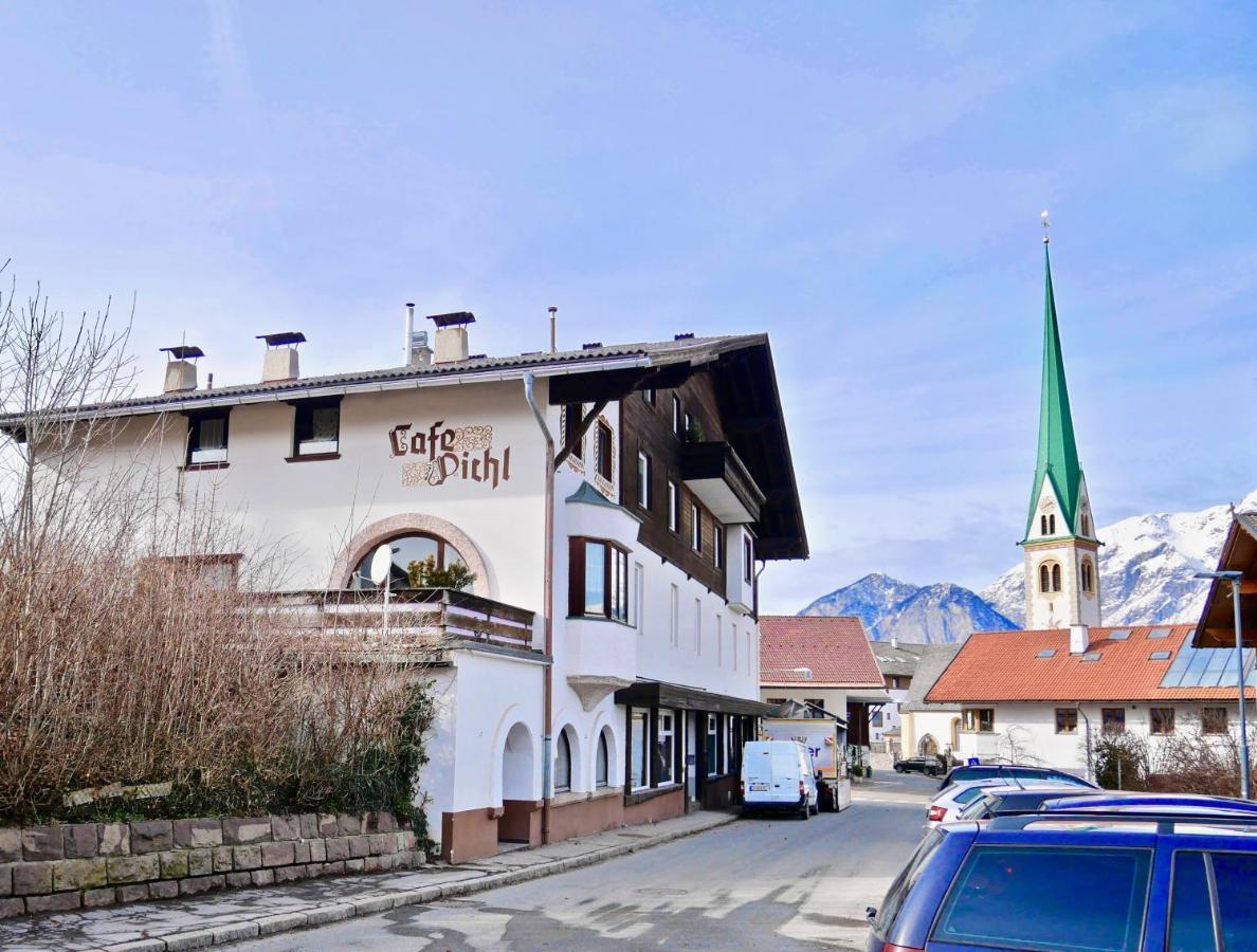Suite Mutters Innsbruck Esterno foto