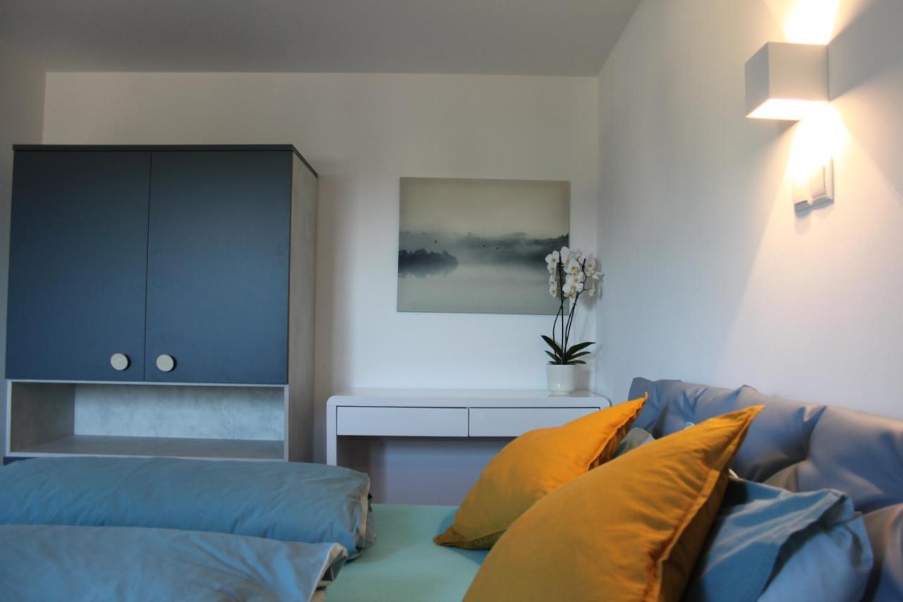 Suite Mutters Innsbruck Esterno foto