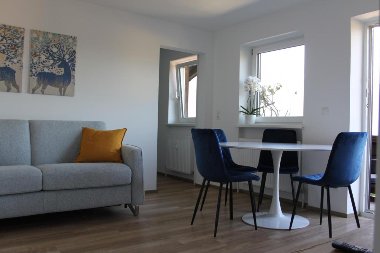 Suite Mutters Innsbruck Esterno foto